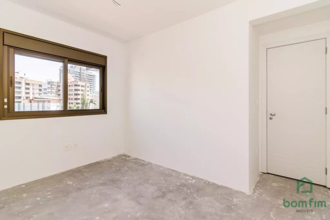 Imagem Apartamento com 3 Quartos à Venda, 123 m² em Petrópolis - Porto Alegre Imagem Apartamento com 3 Quartos à Venda, 123 m² em Petrópolis - Porto Alegre