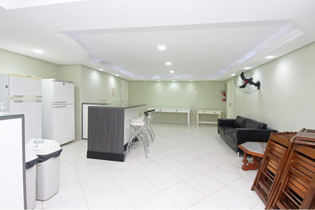 Imagem Imóvel com 1 Quarto à Venda, 61 m² em Cristal - Porto Alegre Imagem Imóvel com 1 Quarto à Venda, 61 m² em Cristal - Porto Alegre