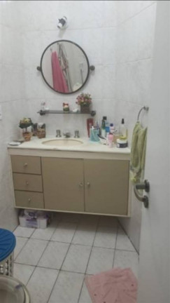 Imagem Casa à Venda, em Centro - Guaruja Imagem Casa à Venda, em Centro - Guaruja