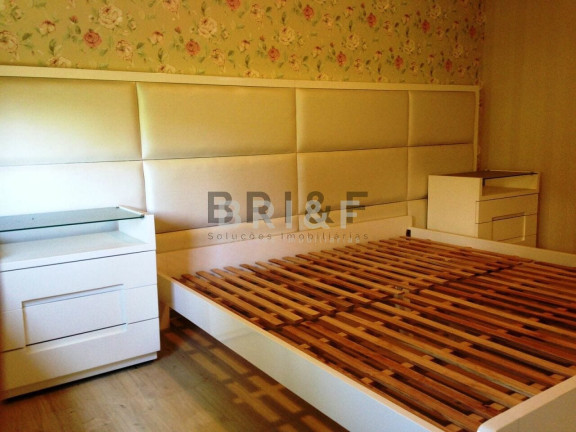 Imagem Sobrado com 3 Quartos à Venda, 256 m² em Moema - São Paulo Imagem Sobrado com 3 Quartos à Venda, 256 m² em Moema - São Paulo