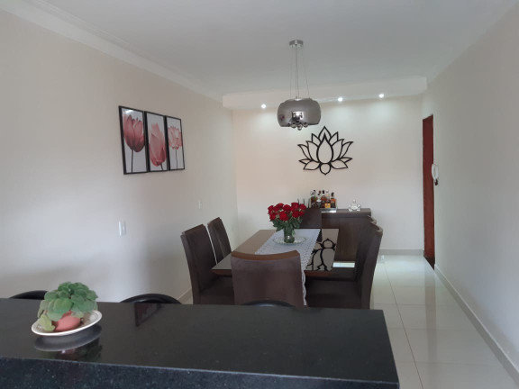 Imagem Casa com 3 Quartos à Venda, 250 m² em Estância São José - Poços De Caldas Imagem Casa com 3 Quartos à Venda, 250 m² em Estância São José - Poços De Caldas