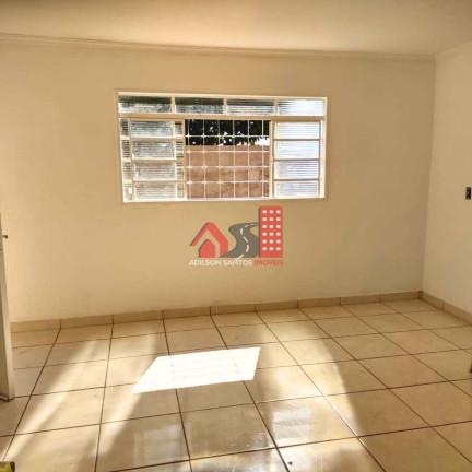Imagem Casa com 3 Quartos à Venda, 260 m² em Vila Redenção - Pirassununga Imagem Casa com 3 Quartos à Venda, 260 m² em Vila Redenção - Pirassununga
