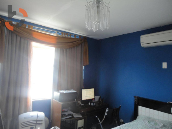 Imagem Casa com 4 Quartos à Venda, 178 m² em Centro - Nova Iguaçu