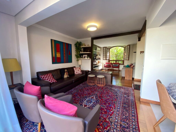 Imagem Casa com 3 Quartos à Venda,  em Cristal - Porto Alegre