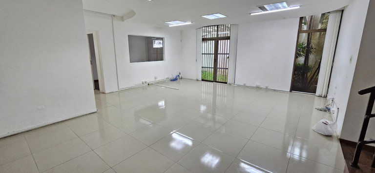 Imagem Sala Comercial para Alugar, 248 m² em Vila Nova Socorro - Mogi Das Cruzes