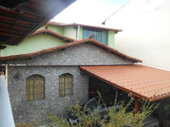 Casa com 4 Quartos à Venda, 178 m² em Linda Vista - Contagem