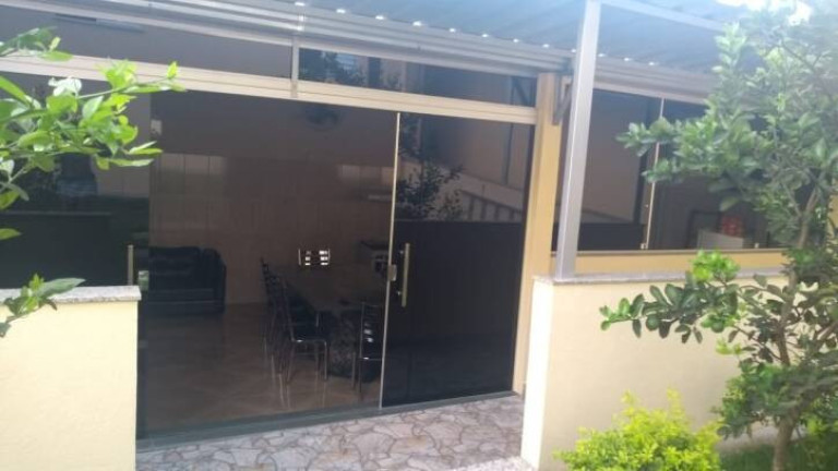 Imagem Casa com 3 Quartos à Venda, 200 m² em Parque Novo Oriente (melo Viana) - Esmeraldas