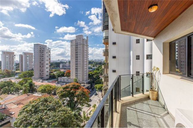 Imagem Apartamento com 3 Quartos à Venda, 181 m² em Moema - São Paulo Imagem Apartamento com 3 Quartos à Venda, 181 m² em Moema - São Paulo