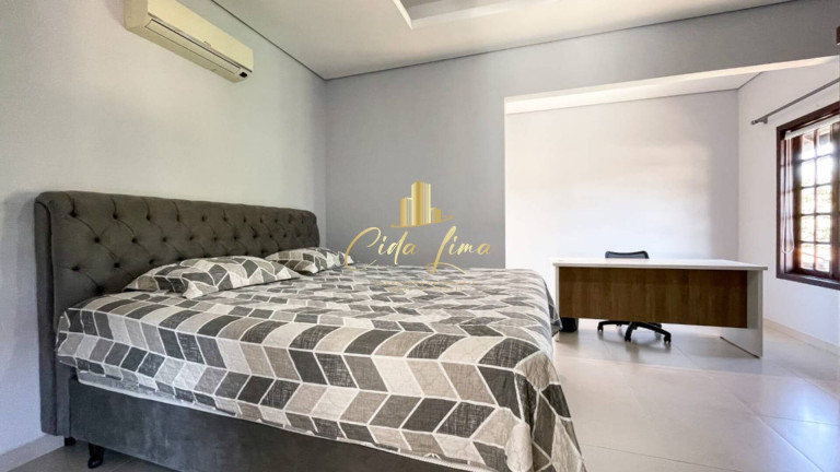 Imagem Casa com 3 Quartos à Venda, 228 m² em Rio Tavares - Florianópolis Imagem Casa com 3 Quartos à Venda, 228 m² em Rio Tavares - Florianópolis