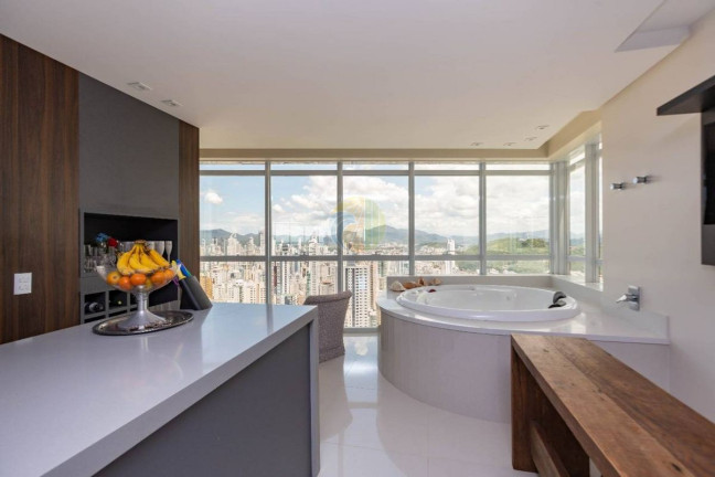 Imagem Apartamento com 4 Quartos à Venda, 228 m² em Pioneiros - Balneário Camboriú