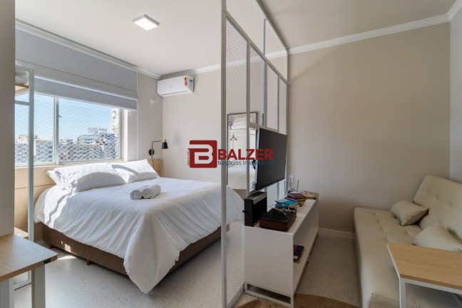 Imagem Apartamento com 1 Quarto à Venda, 54 m² em Centro - Florianópolis Imagem Apartamento com 1 Quarto à Venda, 54 m² em Centro - Florianópolis