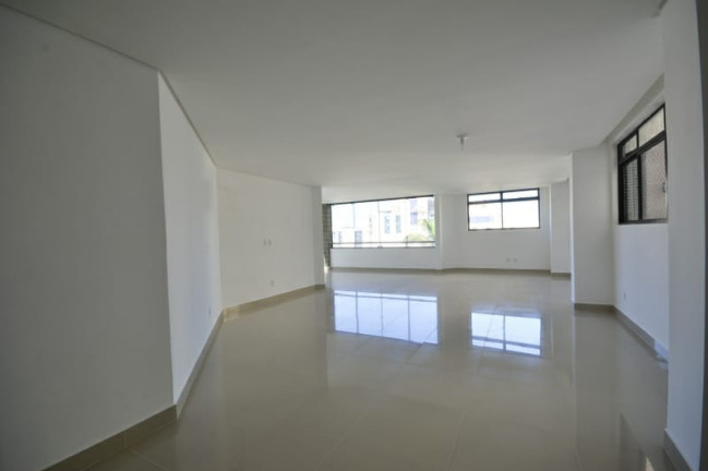 Imagem Apartamento com 3 Quartos para Alugar, 234 m² em Tambaú - João Pessoa Imagem Apartamento com 3 Quartos para Alugar, 234 m² em Tambaú - João Pessoa