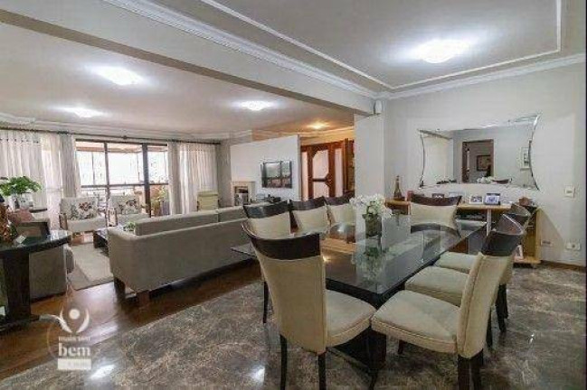 Imagem Apartamento com 4 Quartos à Venda, 211 m² em Cabral - Curitiba
