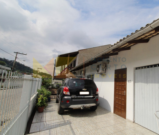 Imagem Galpão à Venda, 249 m² em água Verde - Blumenau