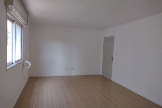 Imagem Imóvel com 1 Quarto à Venda, 26 m² em Santo Antônio - Porto Alegre Imagem Imóvel com 1 Quarto à Venda, 26 m² em Santo Antônio - Porto Alegre