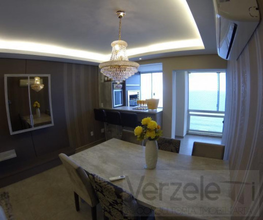 Imagem Apartamento com 3 Quartos à Venda, 140 m² em Centro - Balneário Camboriú