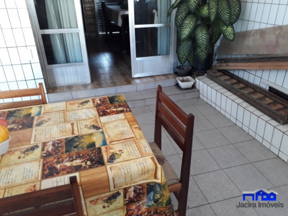Imagem Casa com 2 Quartos à Venda, 120 m² em Marapé - Santos