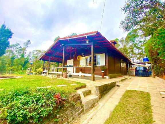 Imagem Casa com 4 Quartos à Venda, 209 m² em Fazenda Suiça - Teresópolis Imagem Casa com 4 Quartos à Venda, 209 m² em Fazenda Suiça - Teresópolis