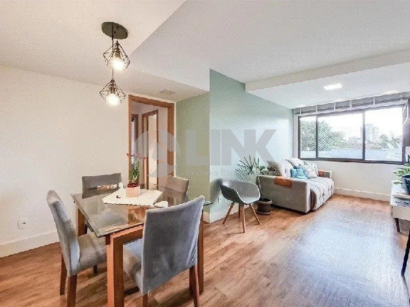 Apartamento com 2 Quartos à Venda, 68 m² em Menino Deus - Porto Alegre