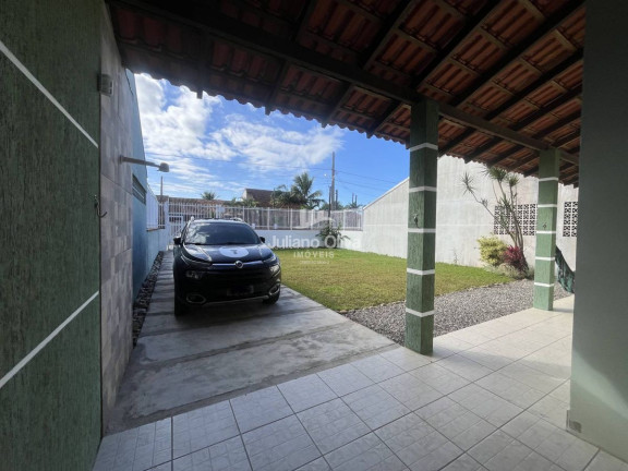 Imagem Casa com 2 Quartos à Venda, 107 m² em Barra Do Sai - Itapoá