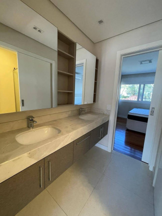 Imagem Casa com 3 Quartos à Venda, 284 m² em Agronômica - Florianópolis Imagem Casa com 3 Quartos à Venda, 284 m² em Agronômica - Florianópolis