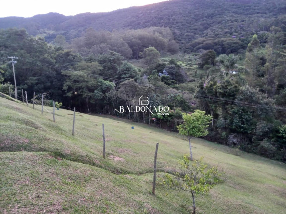 Imagem Fazenda à Venda, 160 m² em Centro - Extrema Imagem Fazenda à Venda, 160 m² em Centro - Extrema