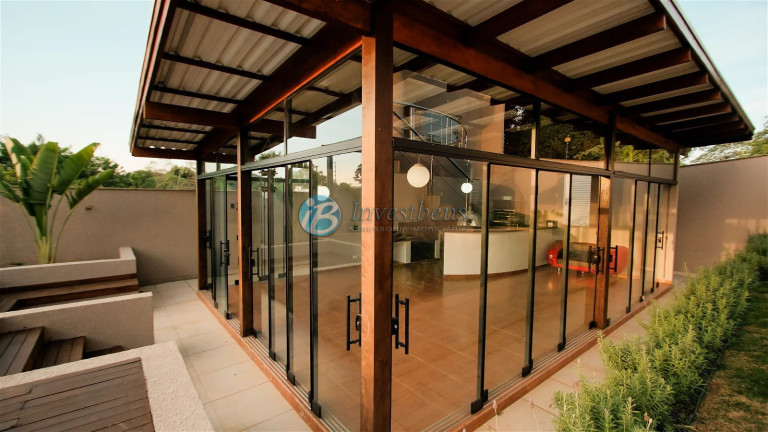 Imagem Casa com 3 Quartos à Venda, 363 m² em Butiatuvinha - Curitiba Imagem Casa com 3 Quartos à Venda, 363 m² em Butiatuvinha - Curitiba