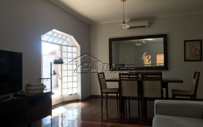 Imagem Casa com 3 Quartos à Venda, 160 m² em Jardim Das Indústrias - São José Dos Campos Imagem Casa com 3 Quartos à Venda, 160 m² em Jardim Das Indústrias - São José Dos Campos