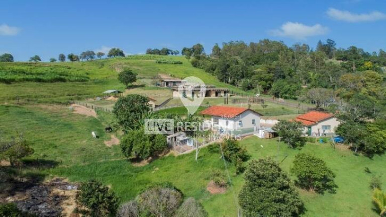 Imagem Chácara com 8 Quartos à Venda, 580 m² em Bairro Itapema - Itatiba Imagem Chácara com 8 Quartos à Venda, 580 m² em Bairro Itapema - Itatiba
