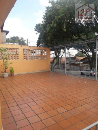 Sobrado com 3 Quartos à Venda, 300 m² em Parque Industrial - São José Dos Campos