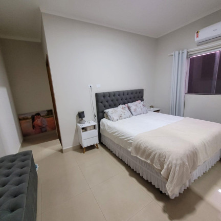 Imagem Casa com 2 Quartos à Venda, 80 m² em Rita Vieira - Campo Grande