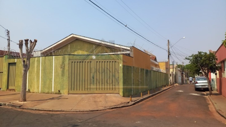 Imagem Casa com 3 Quartos à Venda, 167 m² em Campos Eliseos - Ribeirão Preto Imagem Casa com 3 Quartos à Venda, 167 m² em Campos Eliseos - Ribeirão Preto