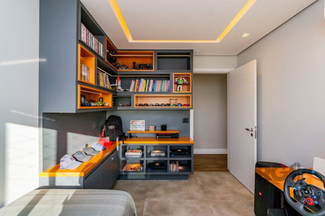 Imagem Apartamento com 4 Quartos à Venda, 158 m² em Menino Deus - Porto Alegre Imagem Apartamento com 4 Quartos à Venda, 158 m² em Menino Deus - Porto Alegre