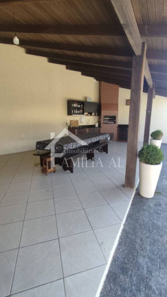Imagem Sobrado com 3 Quartos à Venda, 248 m² em Parque Guarani - Joinville Imagem Sobrado com 3 Quartos à Venda, 248 m² em Parque Guarani - Joinville