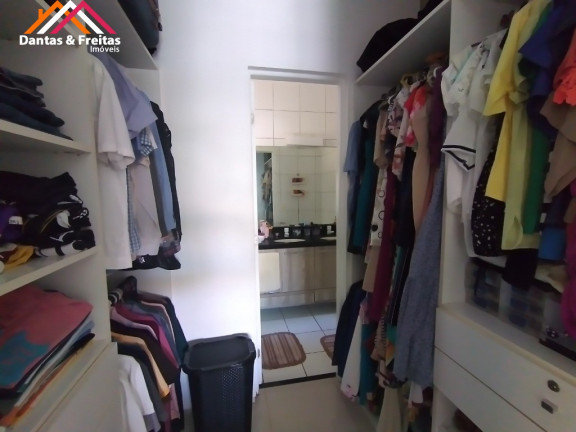 Imagem Imóvel com 4 Quartos à Venda, em Sapiranga - Fortaleza Imagem Imóvel com 4 Quartos à Venda, em Sapiranga - Fortaleza