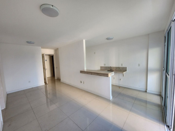 Imagem Imóvel com 2 Quartos à Venda, 79 m² em Barra Da Tijuca - Rio De Janeiro Imagem Imóvel com 2 Quartos à Venda, 79 m² em Barra Da Tijuca - Rio De Janeiro