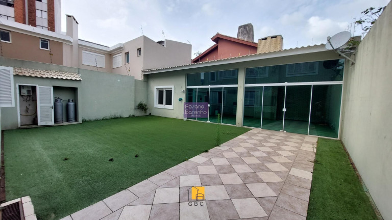Imagem Casa com 3 Quartos à Venda, 306 m² em Centro - Rio Grande Imagem Casa com 3 Quartos à Venda, 306 m² em Centro - Rio Grande