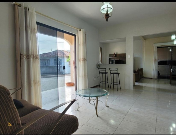 Imagem Casa com 2 Quartos à Venda, 1.098 m² em Fazenda Da Armação - Governador Celso Ramos