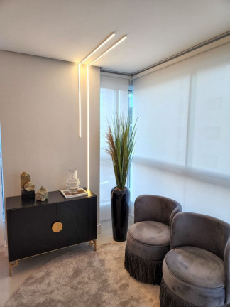 Imagem Apartamento com 3 Quartos à Venda, 115 m² em Centro - Balneário Camboriú Imagem Apartamento com 3 Quartos à Venda, 115 m² em Centro - Balneário Camboriú