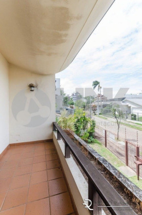 Imagem Casa com 5 Quartos à Venda, 530 m² em Jardim Lindóia - Porto Alegre Imagem Casa com 5 Quartos à Venda, 530 m² em Jardim Lindóia - Porto Alegre