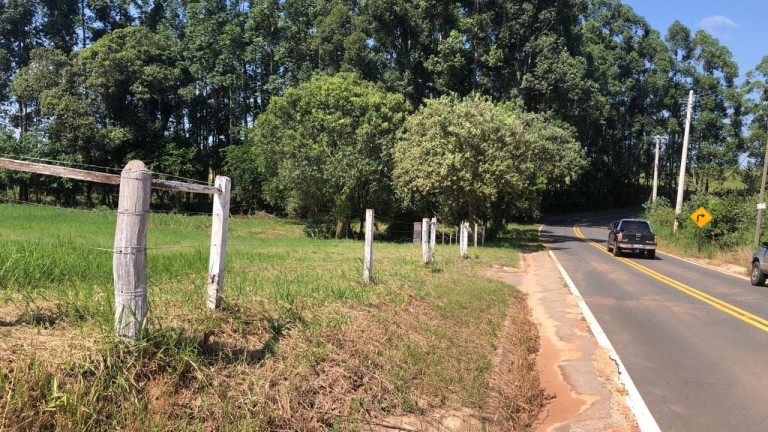 Imagem Chácara à Venda, 23.000 m² em Cuesta - Pardinho Imagem Chácara à Venda, 23.000 m² em Cuesta - Pardinho