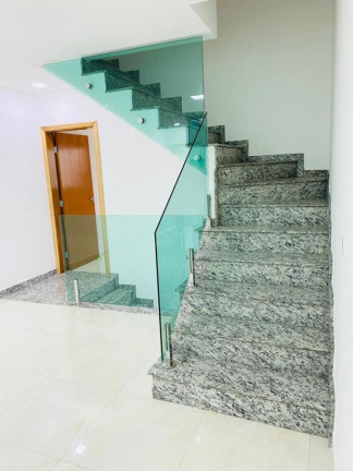 Imagem Casa com 3 Quartos à Venda, 200 m² em Vila Salete - São Paulo Imagem Casa com 3 Quartos à Venda, 200 m² em Vila Salete - São Paulo