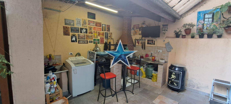Imagem Casa com 3 Quartos à Venda, 180 m² em Higienópolis - São Paulo Imagem Casa com 3 Quartos à Venda, 180 m² em Higienópolis - São Paulo
