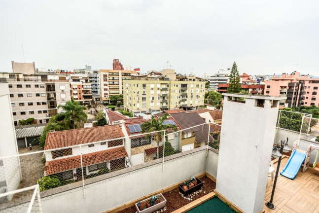 Imagem Cobertura com 3 Quartos à Venda, 241 m² em Jardim Lindóia - Porto Alegre Imagem Cobertura com 3 Quartos à Venda, 241 m² em Jardim Lindóia - Porto Alegre