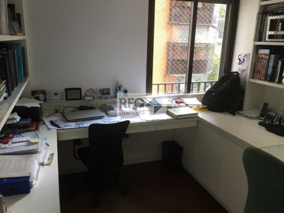 Imagem Imóvel com 3 Quartos para Alugar, 220 m² em Jardins - São Paulo