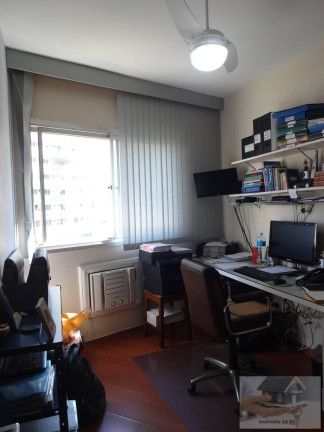 Imagem Apartamento com 2 Quartos à Venda, 80 m² em Catete - Rio De Janeiro Imagem Apartamento com 2 Quartos à Venda, 80 m² em Catete - Rio De Janeiro