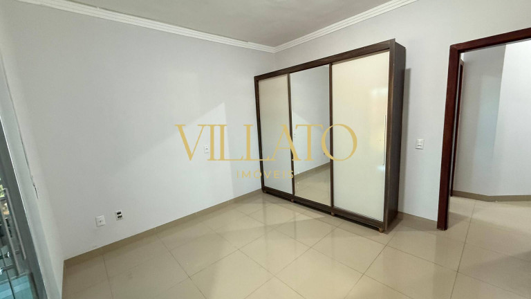 Imagem Casa com 3 Quartos para Alugar, 220 m² em Jardim Clarissa - Goiânia Imagem Casa com 3 Quartos para Alugar, 220 m² em Jardim Clarissa - Goiânia