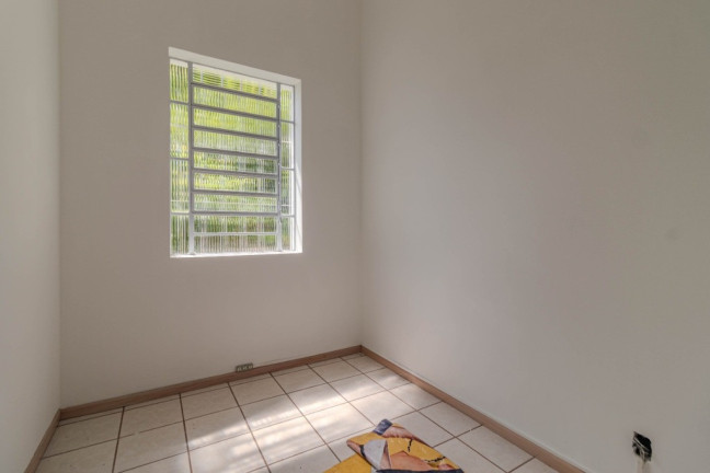 Imagem Casa com 3 Quartos à Venda,  em Bom Jesus - Porto Alegre