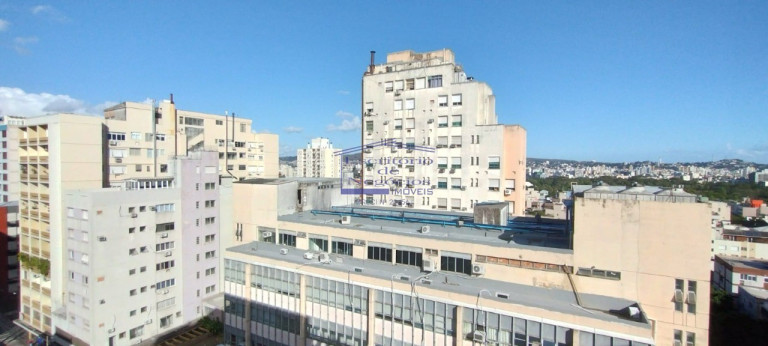 Imagem Imóvel com 3 Quartos à Venda, 122 m² em Independência - Porto Alegre Imagem Imóvel com 3 Quartos à Venda, 122 m² em Independência - Porto Alegre