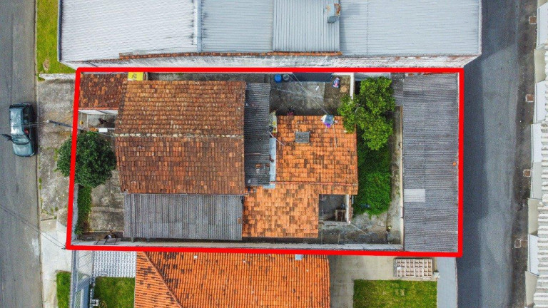 Imagem Terreno à Venda, 364 m² em Orleans - Curitiba Imagem Terreno à Venda, 364 m² em Orleans - Curitiba